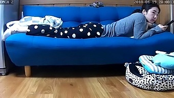 Interruption Of Korean Webcam Girl'S Solo Session